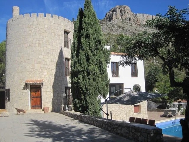 Property 2448 - Image 4